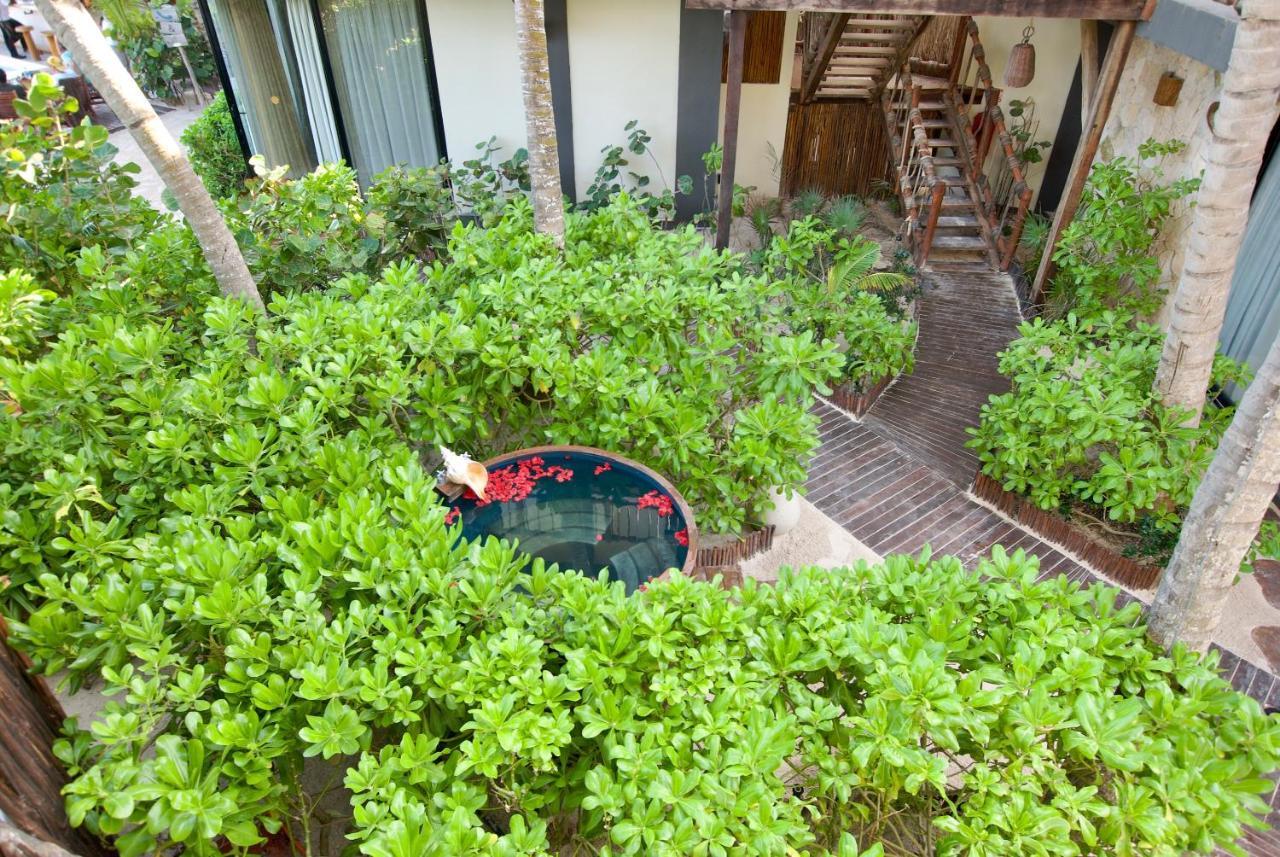 Tata Tulum - Adults Only Hotel Exterior photo